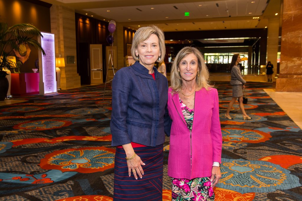 Lisa Simmons, Meri Kay Stan