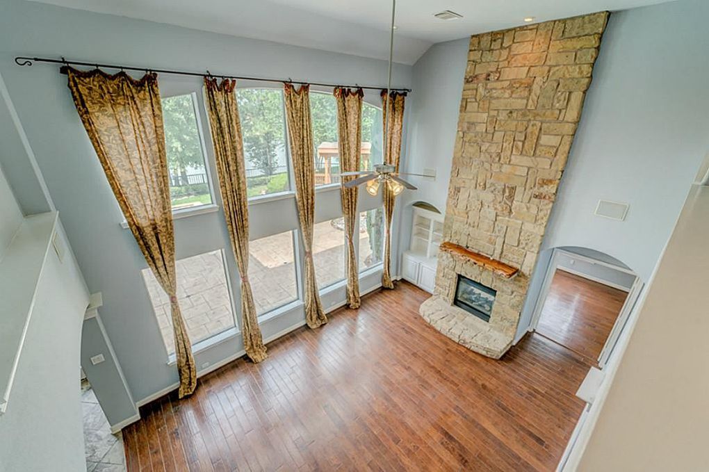 Two fireplaces keep the home warm and toasty. 


11801 Sea Shadow