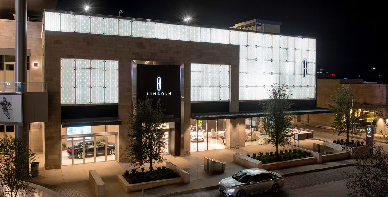 Lincoln Experience Center