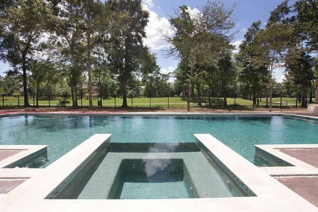 Chris Paul knows that any NBA star needs a worthy pool.