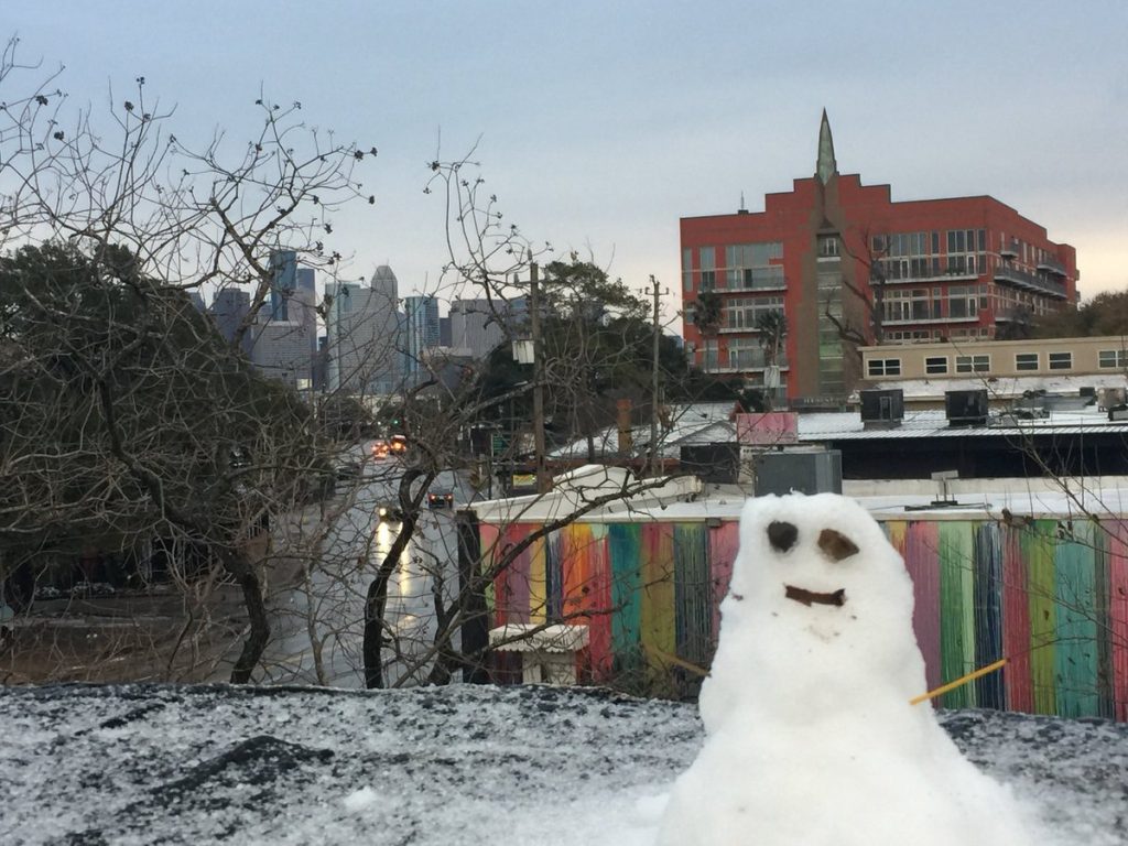 The Biscuit Wall's a common sightseeing stop. But seeing it with a snowman? Most tourists won't get to see that--@yazzaspazza