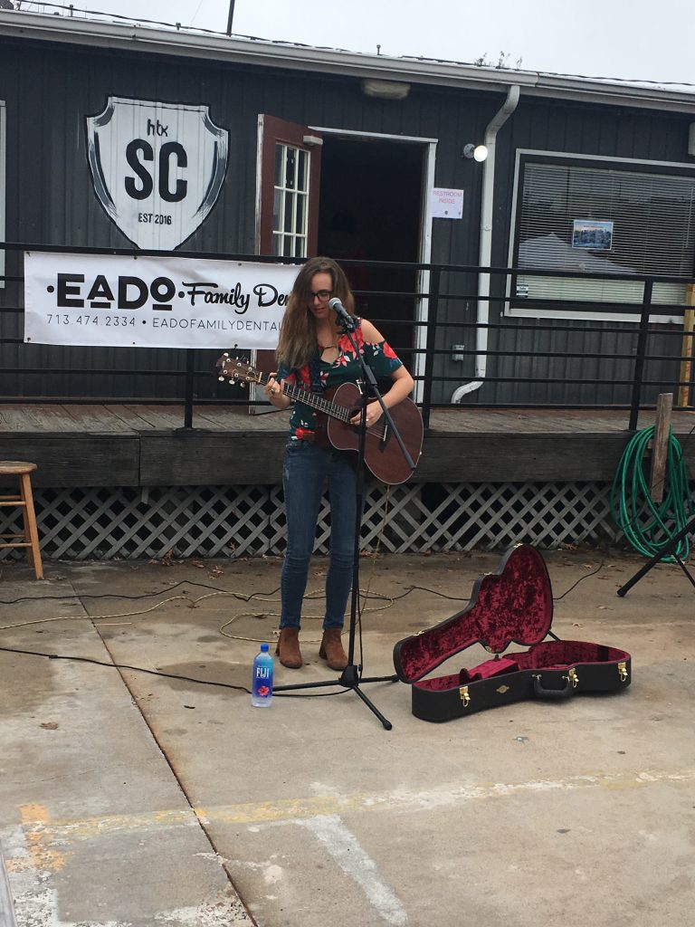 The Texan singer-songwriter Britney Doyal performed at the very first outdoor market. 