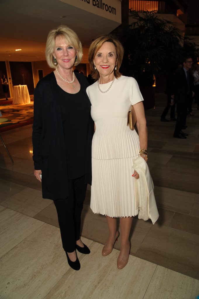 Belle Berg, Kathy Helm