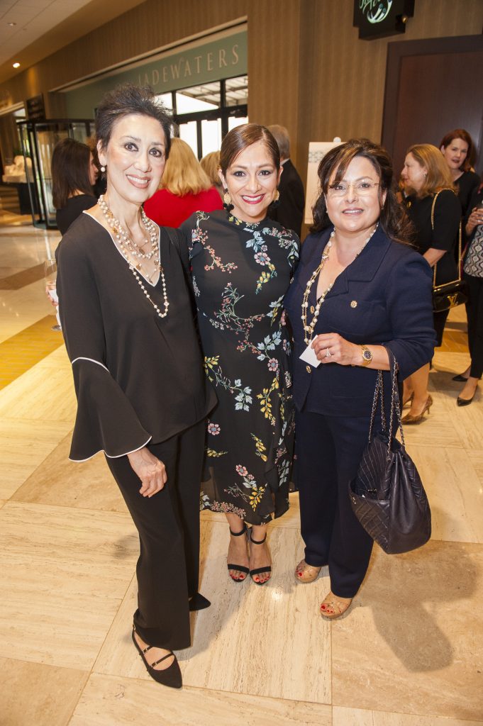 Michelle Bobadilla, Veronica Torres, Arcilia Acosta