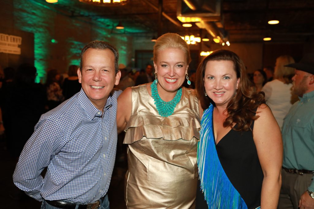 Richard Dix, Lisa Ogle, Jennifer Dix