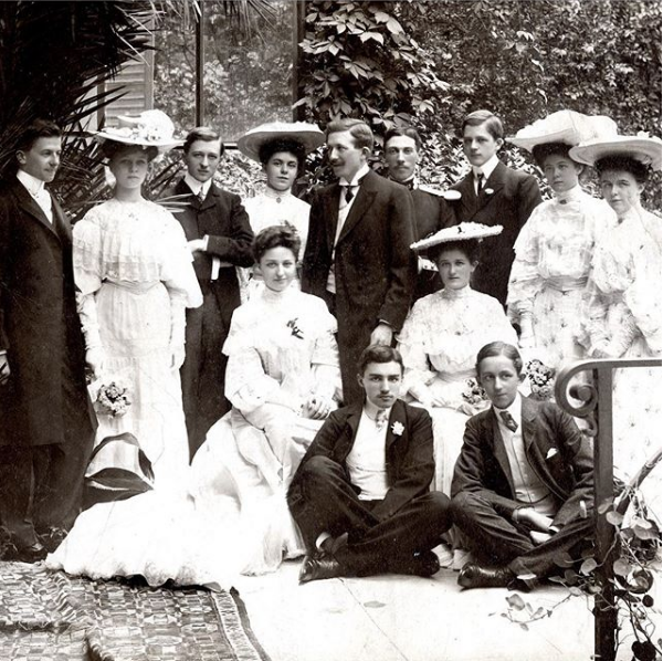 Via @wfmiddletonauthor: The July 1904 wedding of Louise Delpech and Conrad Schlumberger, at her uncle’s house in Neuilly-sur-Seine. The wedding party included her brother Jacques Delpech, a Protestant minister (seated, center); Conrad’s brother Maurice Schlumberger, who would found an important private bank (standing, third from left); and his brother Marcel, who joined Conrad in starting what became Schlumberger Limited (third from right). (Courtesy of De Menil Family Papers; Menil Archives, The Menil Collection, Houston)