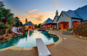 Selena Gomez mansion