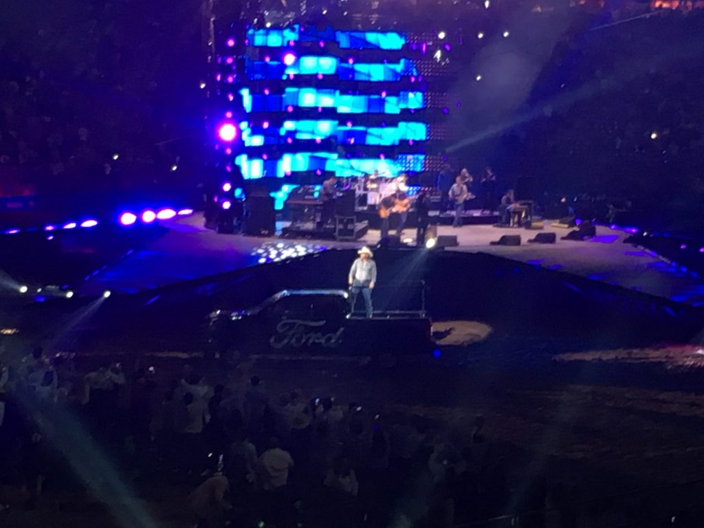 Garth Brooks said goodbye (till closing night at least) at RodeoHouston with a sweet song.