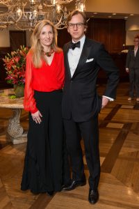 Famed Author Takes Houston Crowd on a Whirlwind Journey: And Everyone  Leaves With Most Unique Party Favor Ever