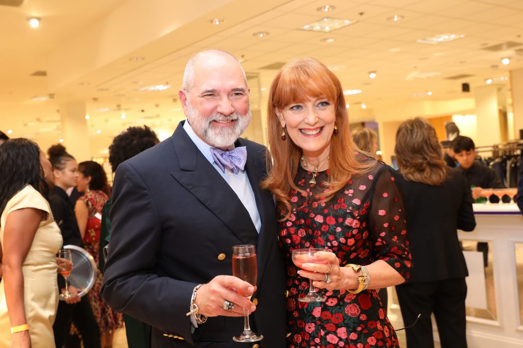 Bob Cavnar, Gracie Cavnar.