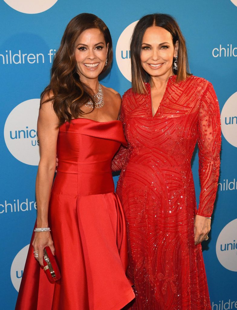 Emcee Brooke Burke-Charvet (L) and Great Plains Regional Board and Event Co-chair Moll Anderson