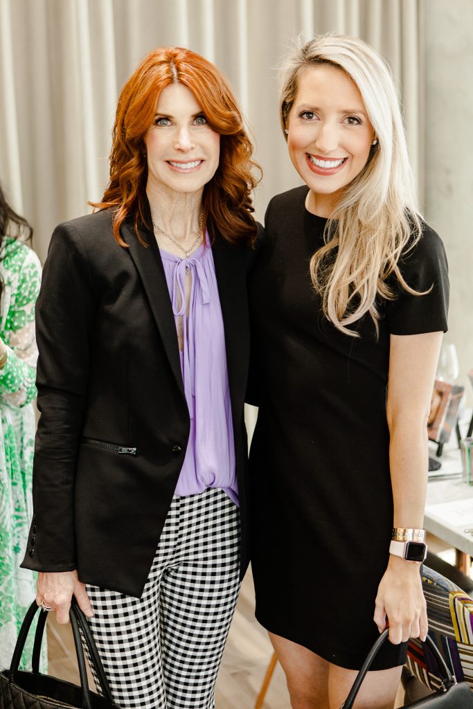 Cathy Williamson, Krystal Schlegel