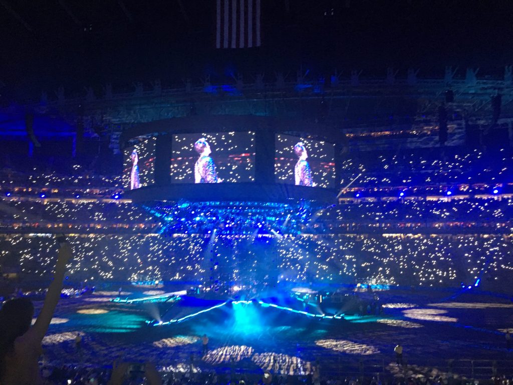 The crowd held up their cell phones for "What Hurts the Most."