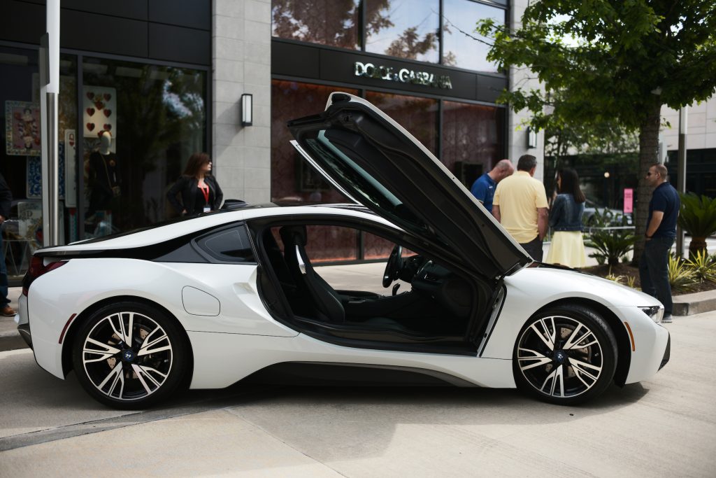 Inaugural Houston Heels & Horsepower at River Oaks District