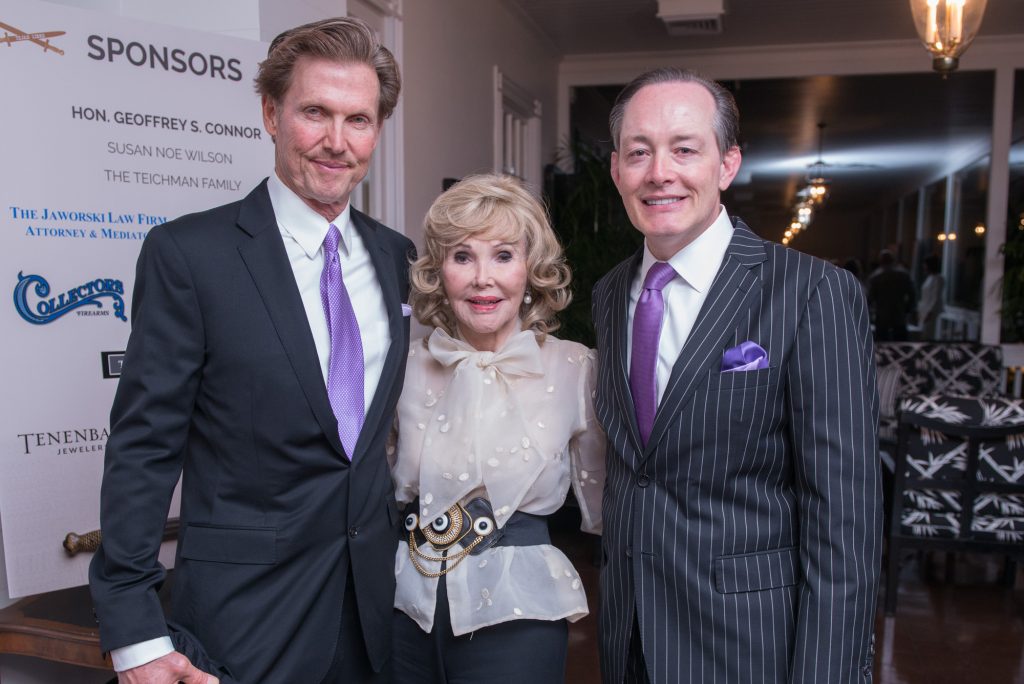 Tejas Libre at Bayou Club at Memorial Park