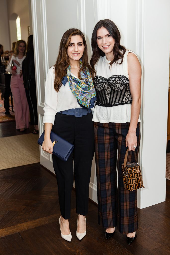 Christina Jafar, Bela Cooley