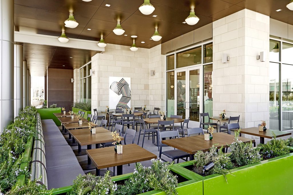 Da Mario Patio. Photo Kevin Marple. 