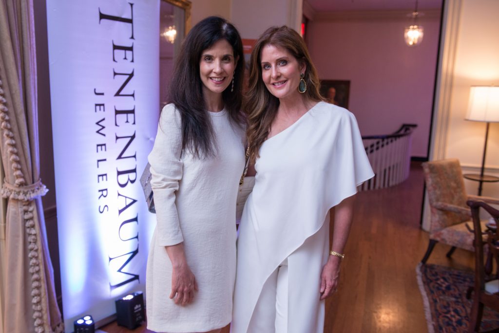 Tejas Libre at Bayou Club at Memorial Park