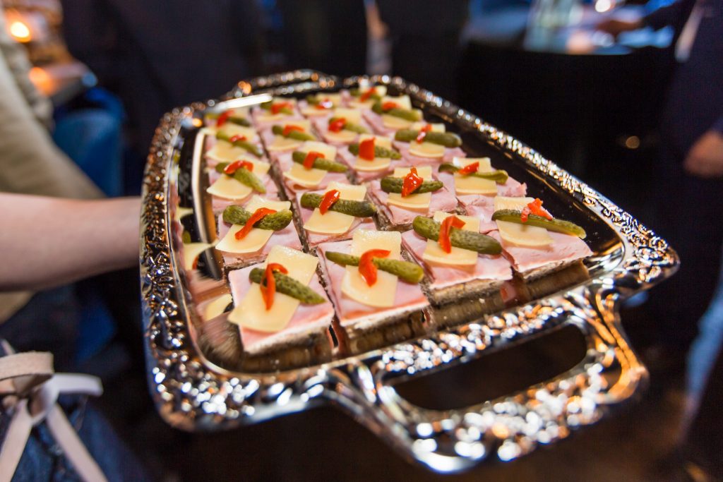 Bar Victor Grand Opening