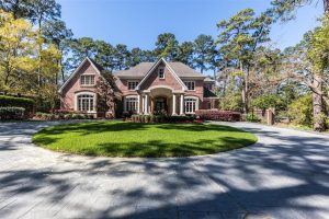 135 Hickory driveway