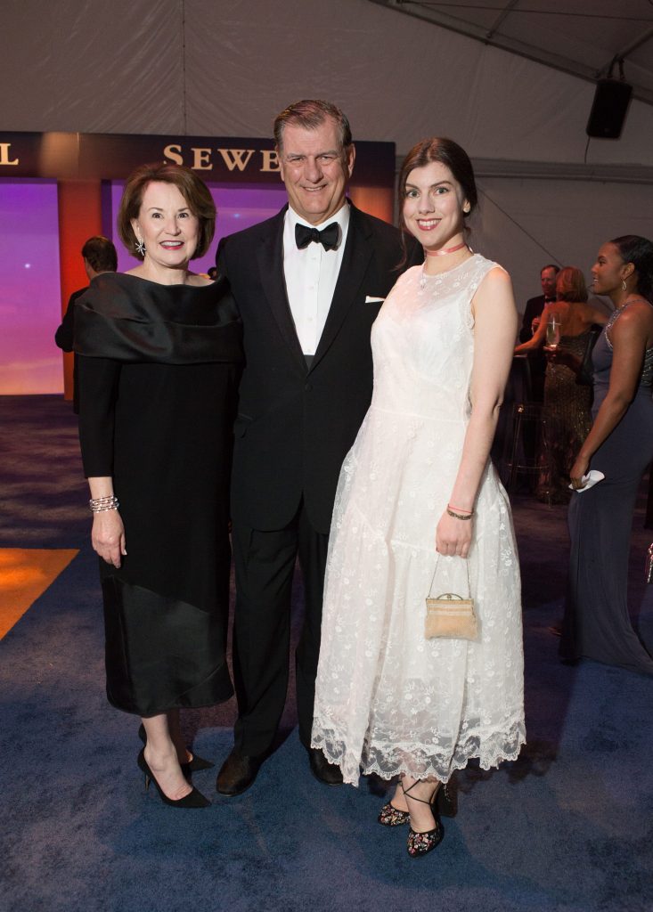 Micki Rawlings, Mayor Mike Rawlings and Michelle Rawlings