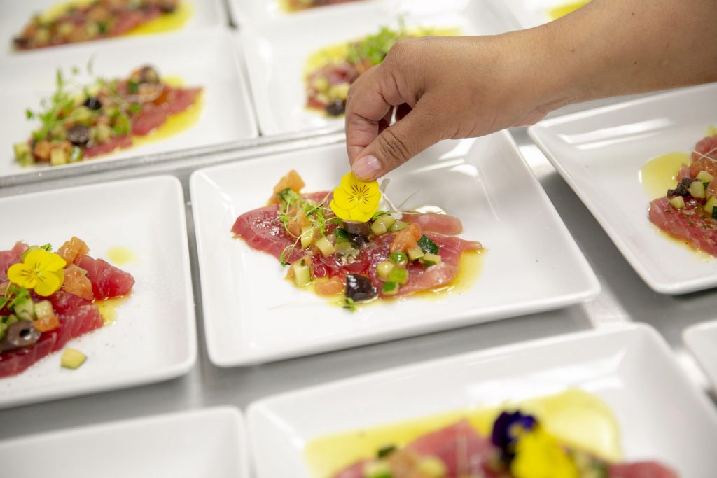 Jacques Pepin cooks at Amalfi