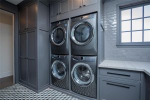 Del Monte laundry room