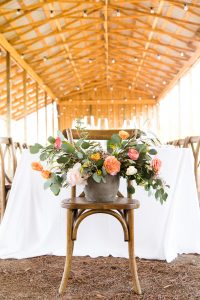 Floral arrangement by Maxit Flower Design