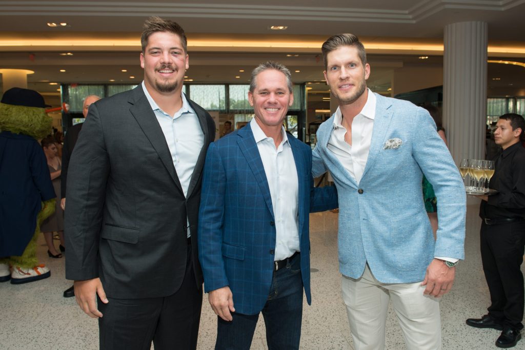 Astros Kids & K9s at Tootsies