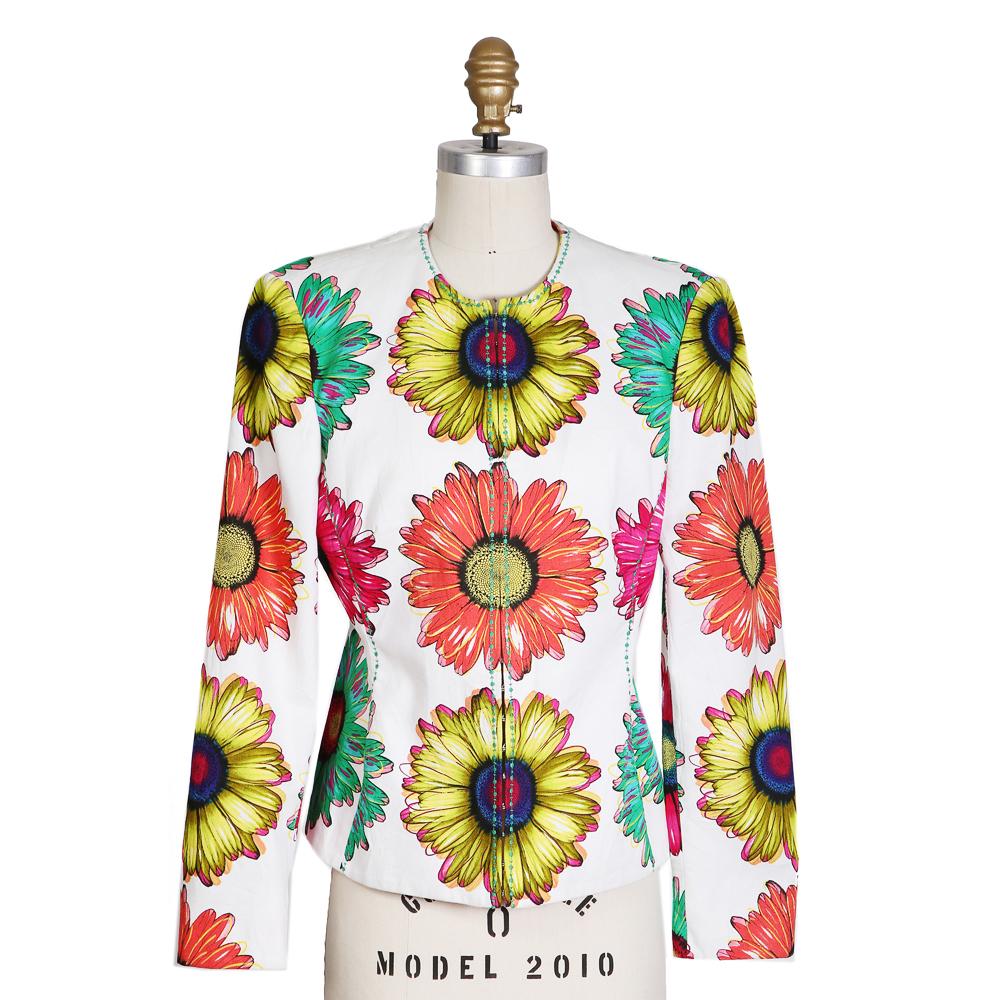 For a bold floral look