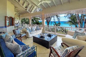 Luxury Retreats la paloma living room