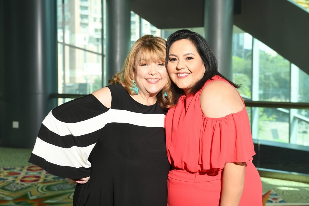 Marilu Garza, Susie Molina