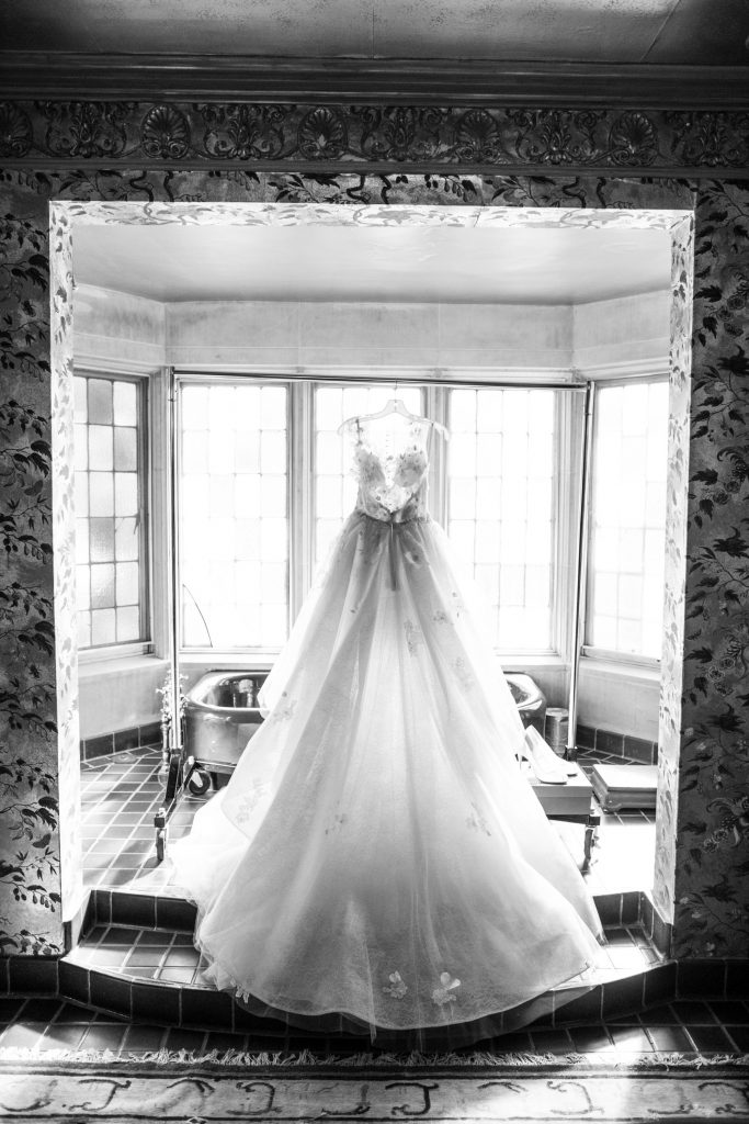 The bride's dress by Monique Lhuillier (Photo by Samuel Lippke Studios)