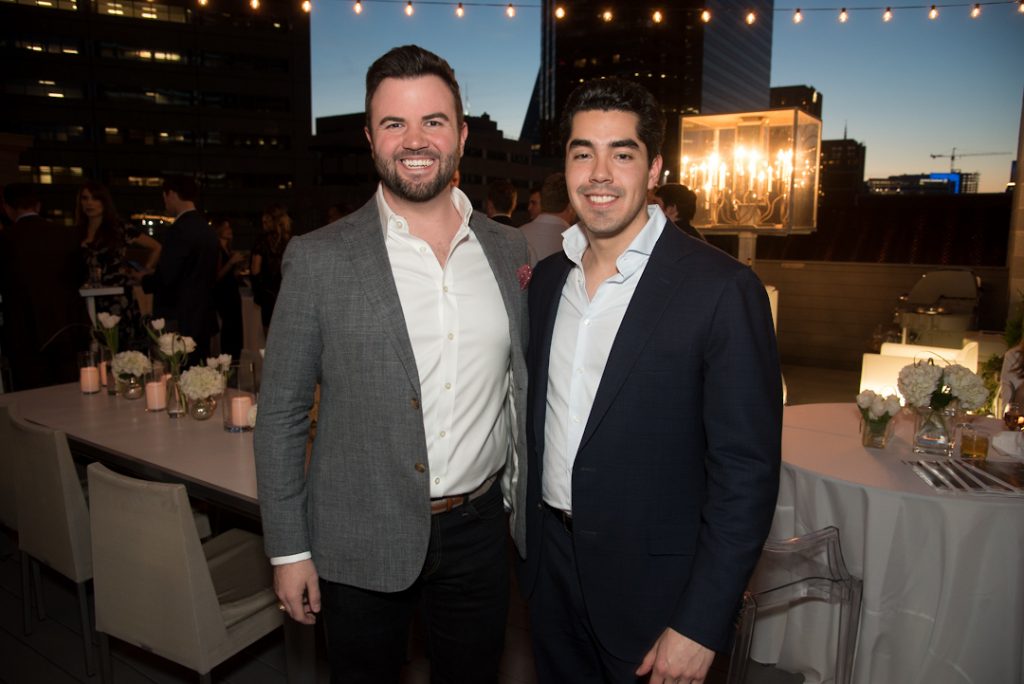 Kyle Laney, Roberto Varela