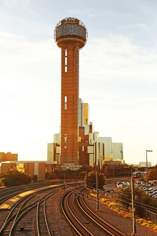 Reunion Tower's Lawn Party is back for a 4th year. 