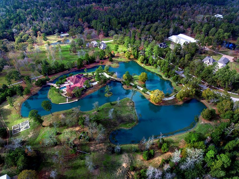 This mansion is on 10.76 lot acres. 