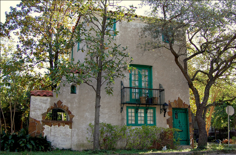 415 Hyde Park, the third residence on the property's compound of Spanish-style structures, as it looked a decade earlier (Photo Virgil C. Robinson, via Flickr)