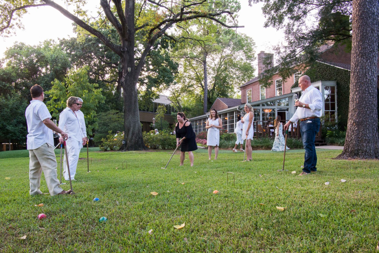 Houston's Historic Manor House Hosts a Summer Party to Remember Endless Champagne, Croquet and
