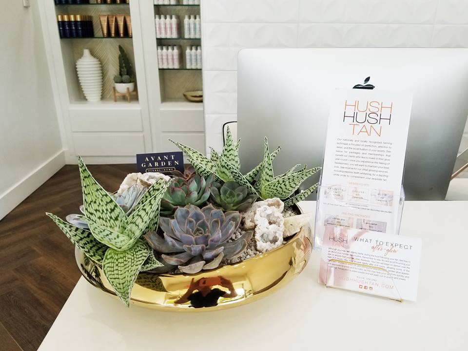 Vogue named the salon Austin's Best Spray Tan. 