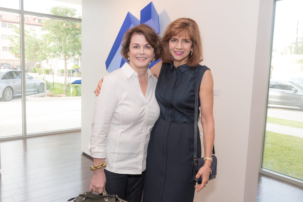 Ruth Davis, Connie McMaken