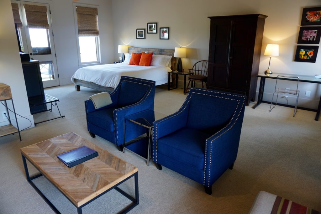 The Hays King Room at Sage Hill Inn & Spa 