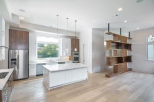 modern house tour 5003 glenmeadow 3