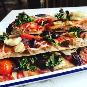 pizza motus veggie pizza pile