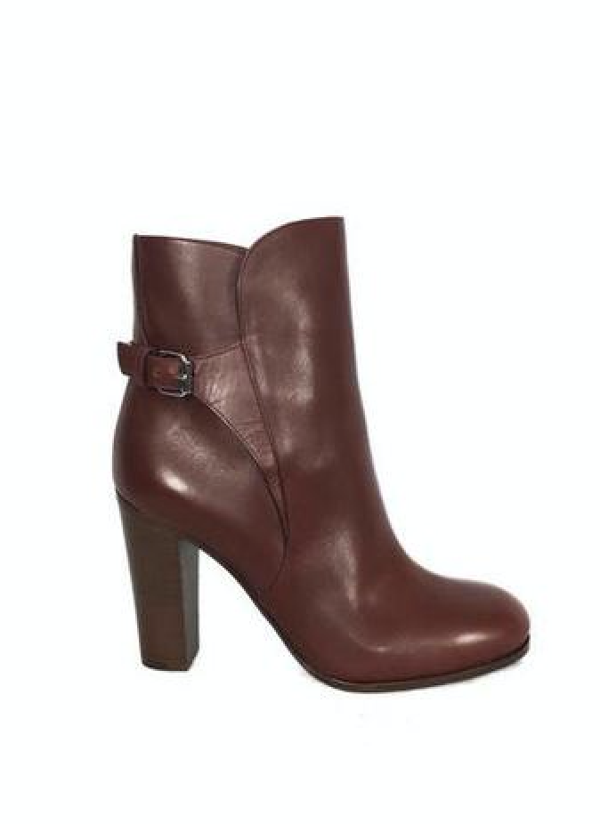 <a href=“http:// https://www.thelittlebirdinc.com/collections/booties/products/celine-size-38-booties”>Celine Size 38 Booties, $375.00.</a>