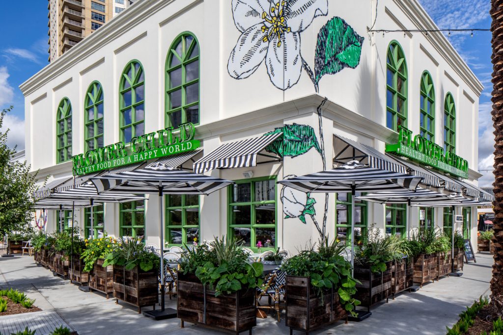 restaurant patios Flower Child_Photo by ©JennDuncan