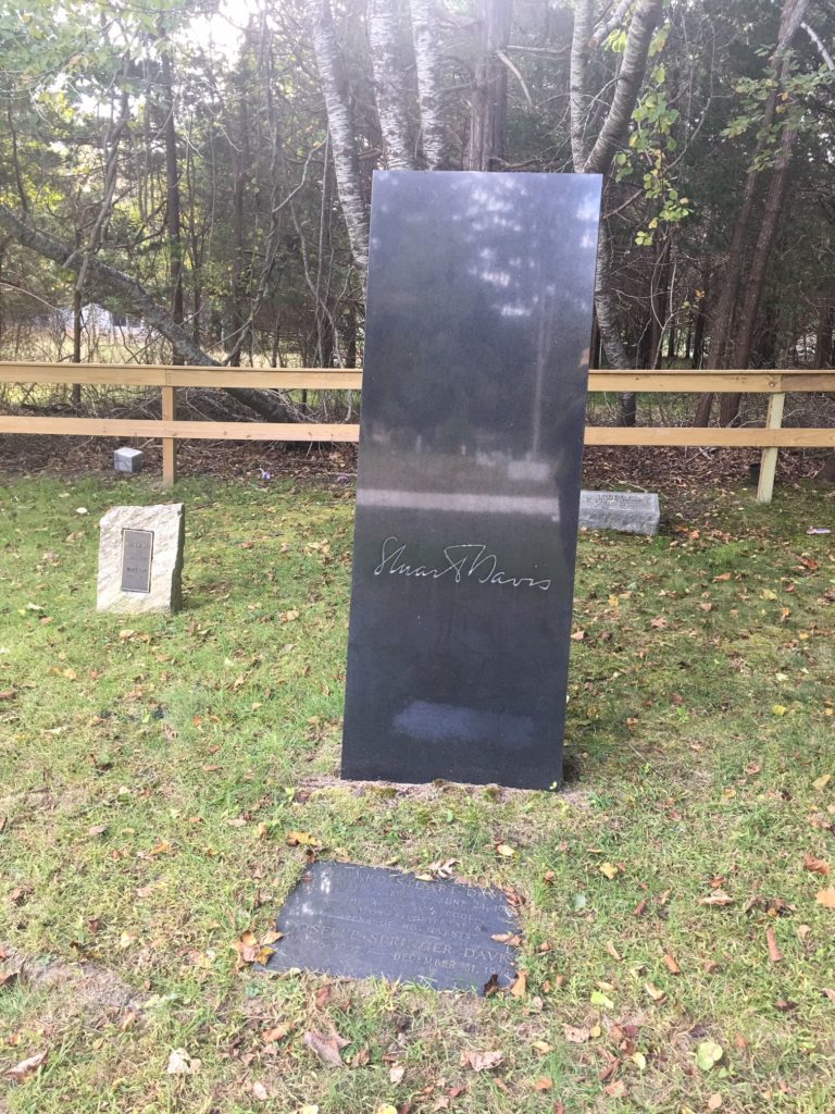 Stuart Davis' impressive stele towers above many of the grave markers at Green River. 