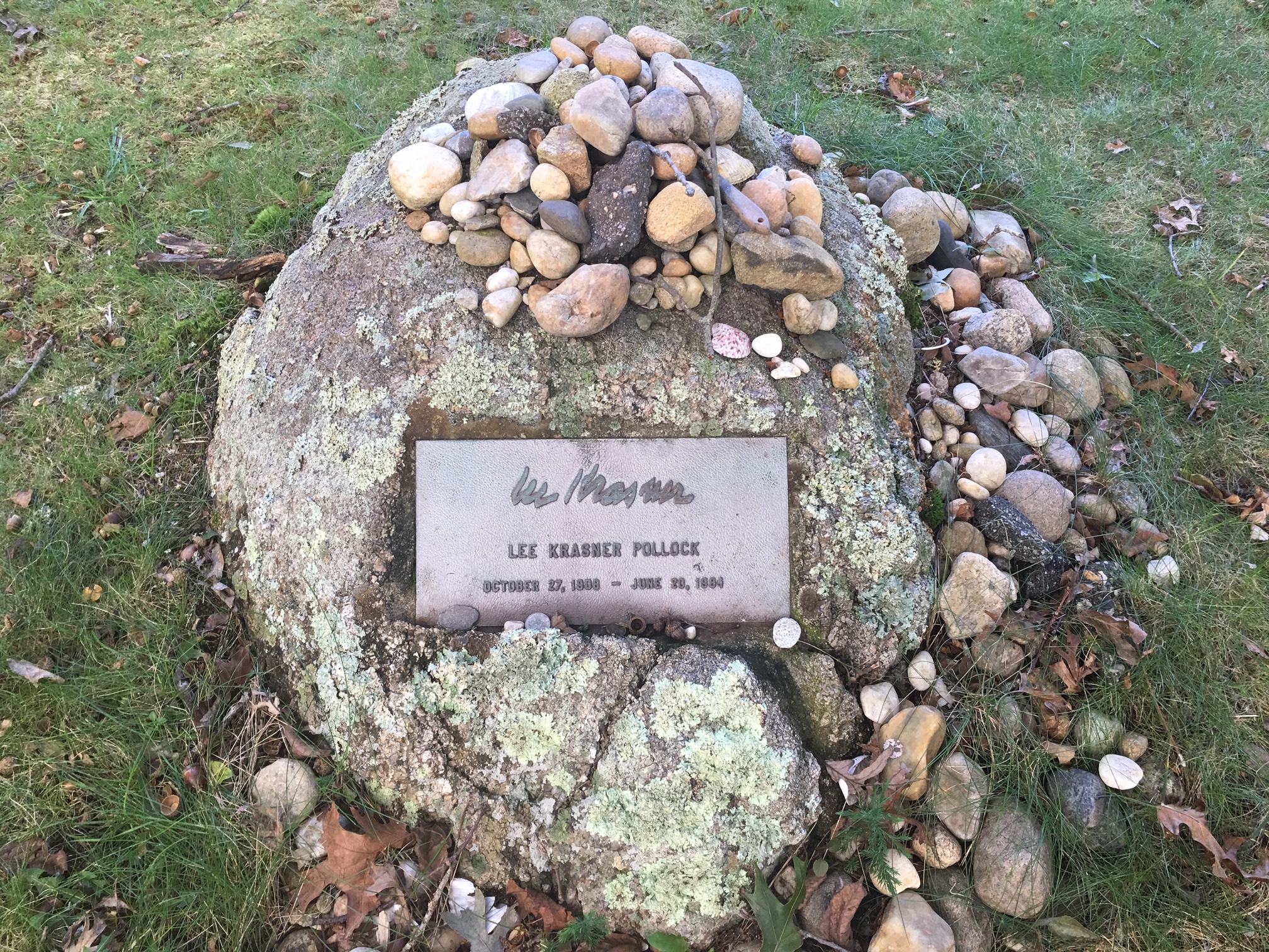 Secret Art Graves — Visiting the Cemeteries Where the Titans of