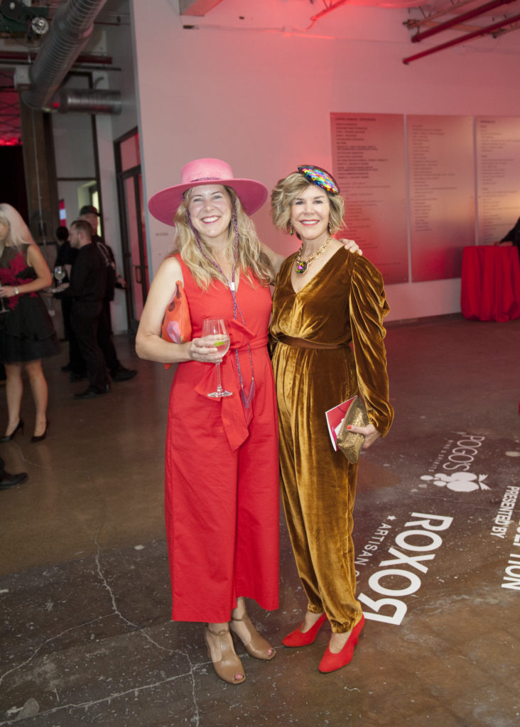 Joan Doering, Cassandra MacGregor