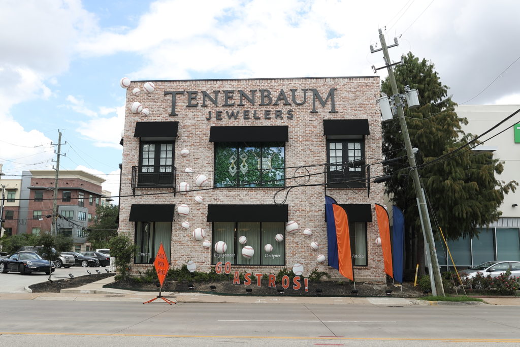 Una Notte in Italia kick off luncheon at Tenenbaum Jewelers,