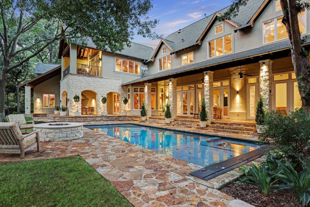 If you're not feeling like a dip in the lake, there's always the pool. 